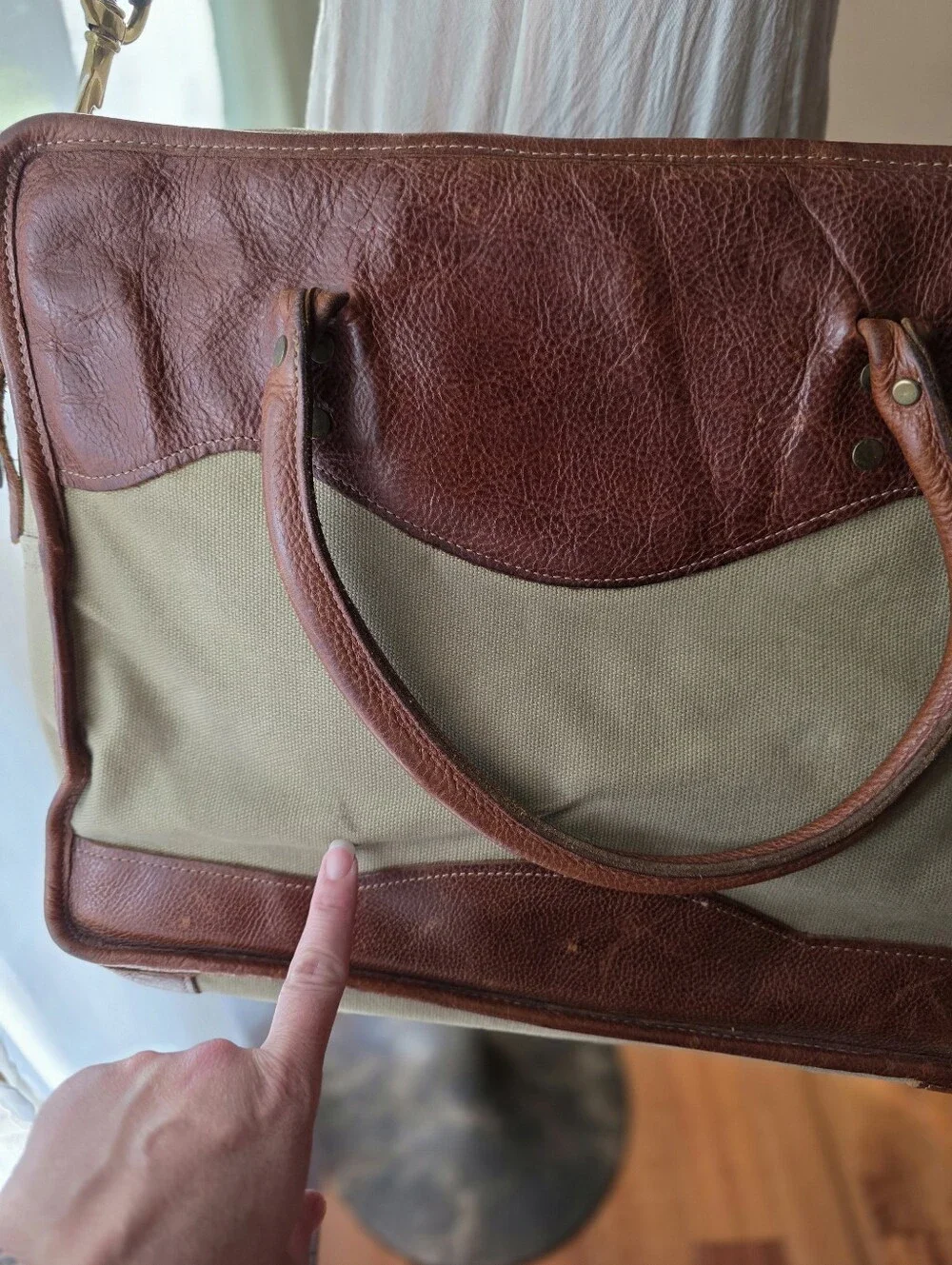 Vintage Orvis Canvas & Leather Messenger Bag Briefcase Laptop Bag with Strap